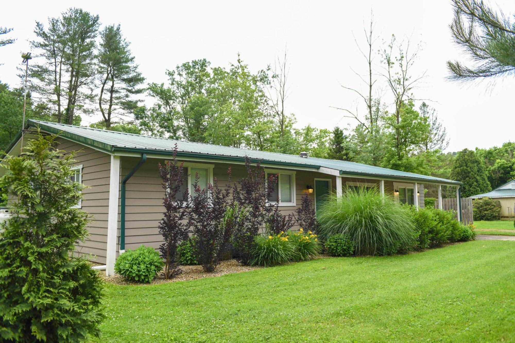 Cottage With Yard And Grill About 21 Mi To Hocking Hills! Nelsonville ภายนอก รูปภาพ